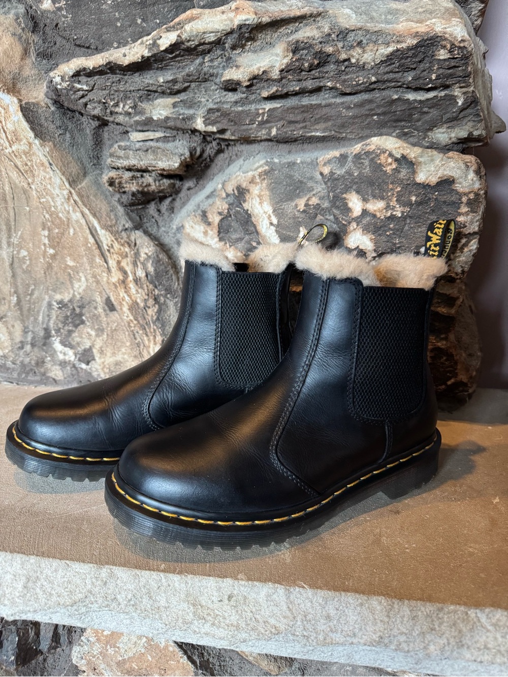 Doc Martin - fur lined boots - LIKE NEW - Women’s Size 8 - black leather